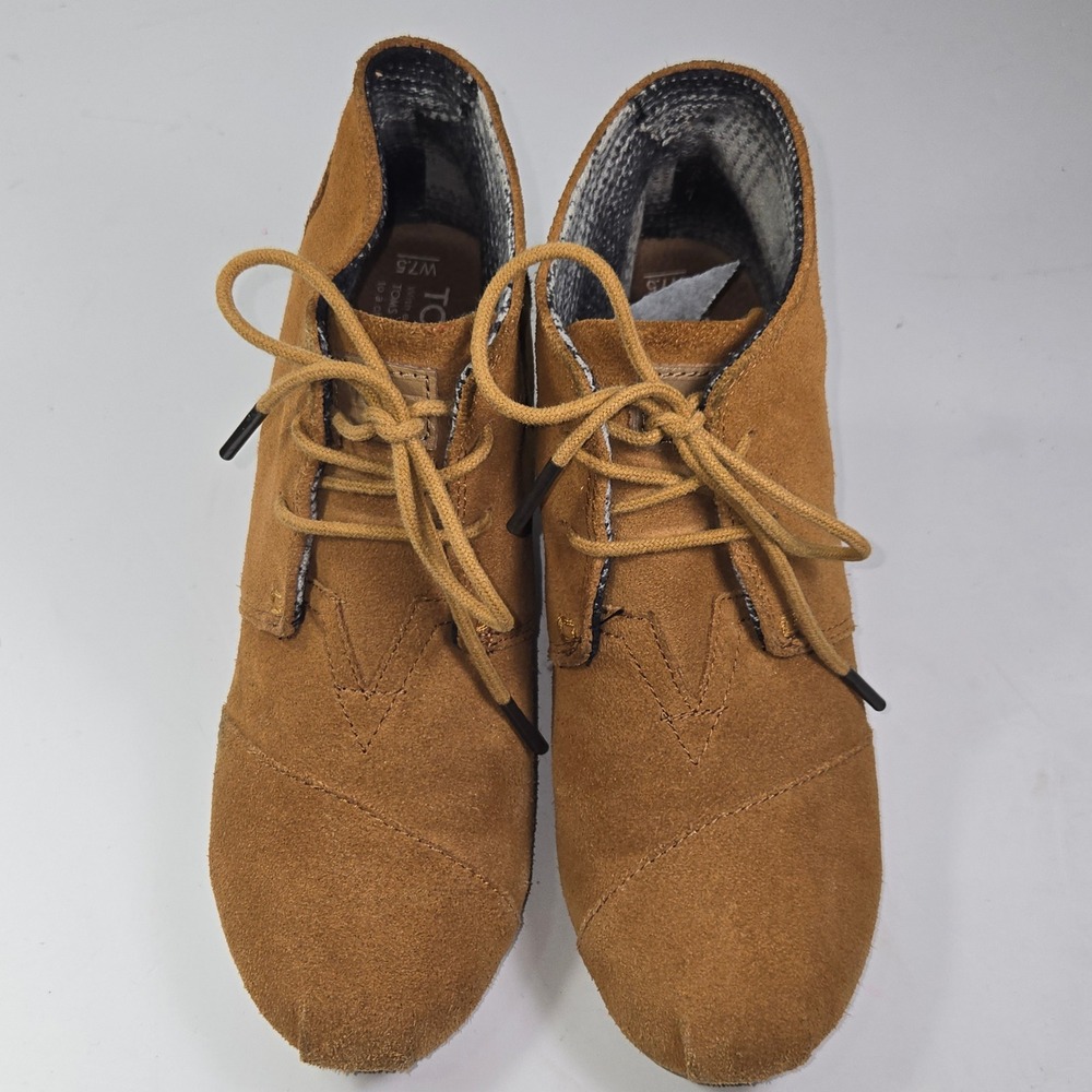 Tom's Chestnut Suede Desert Wedge Bootie Size 7.5W - Picture 2 of 8